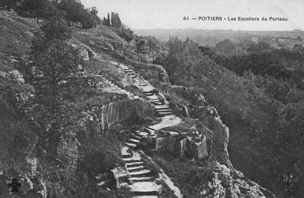 Carte postale non datée du Porteau à Poitiers (droits réservés)